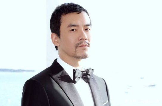 影帝廖凡与爱妻隐婚九年，比他大五岁不算啥，关键是大家的老熟人，她是谁？