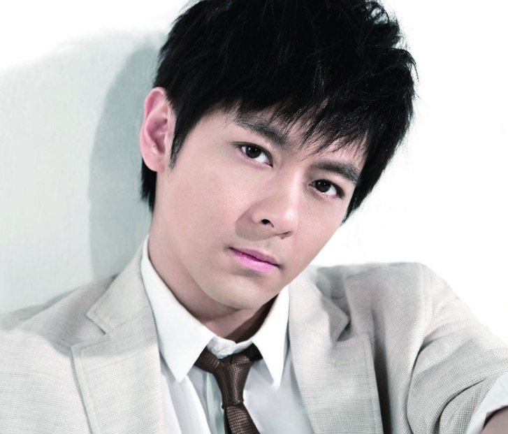 陈若仪公开林志颖最新病床照，手臂瘦成皮包骨，还没有陈若仪的粗，咋回事？