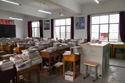 白月光和朱砂痣分别指代什么?