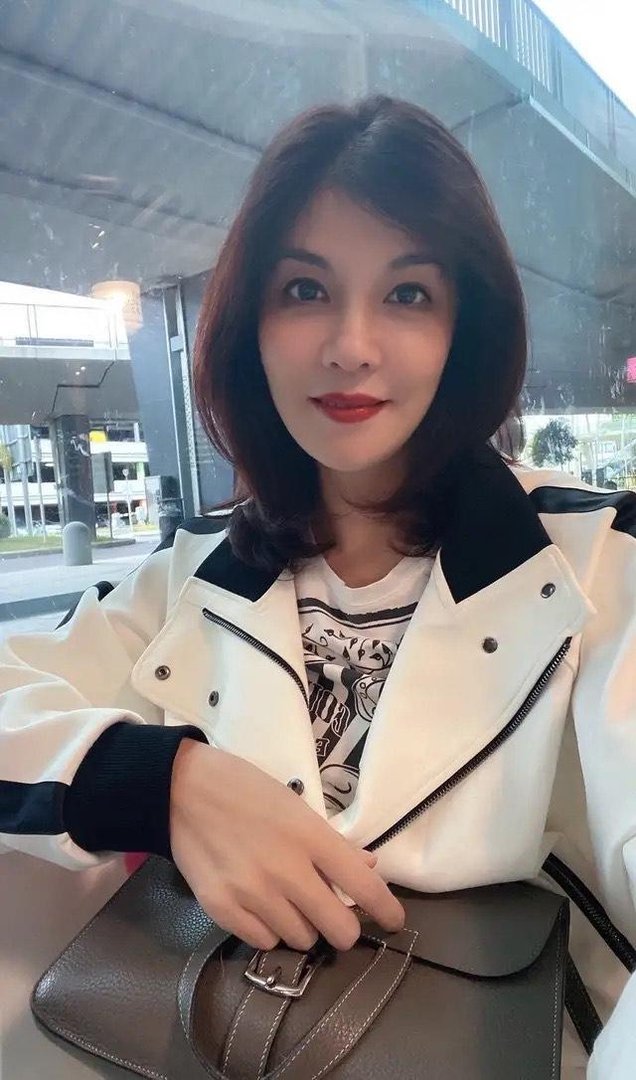 泳坛冠军庄泳现状如何?