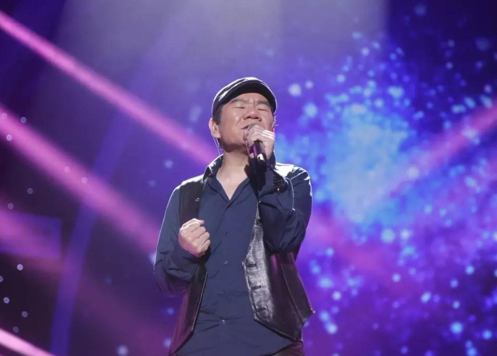 歌手赵传2010年已离婚，他们维持了12年的婚姻究竟输给了什么？