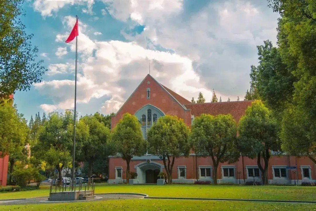 上海理工大学是一本吗