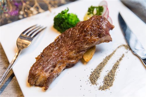 牛小排是牛身上哪个部位?和牛仔骨到底有什么区别?