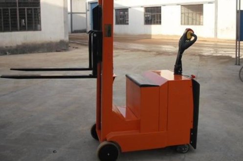 堆高车和叉车的区别是什么？