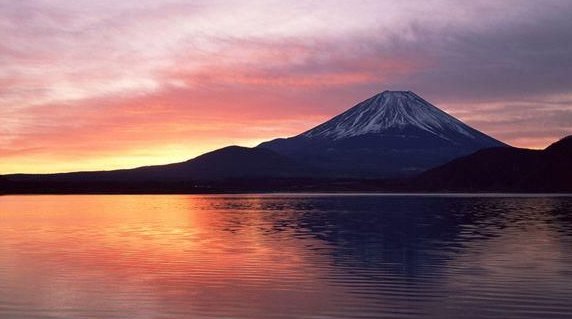 富士山是在日本的哪座城市啊？