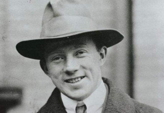 量子力学创始人是谁？