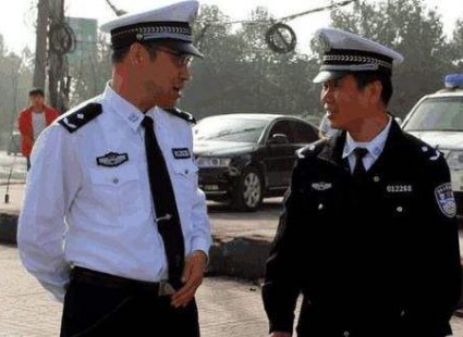 三级警监相当于少将还是上校??