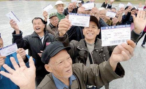 70岁以上的老年人坐飞机有什么规定？