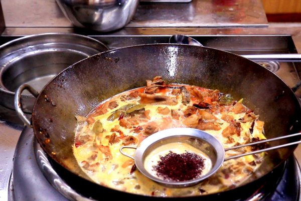 老鹅怎么做才好吃?