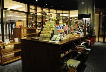 什么是买手店？