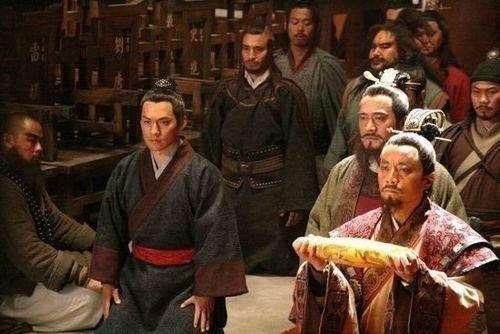 水浒传 宋江智取无为军张顺活捉黄文炳 的人物性格特点