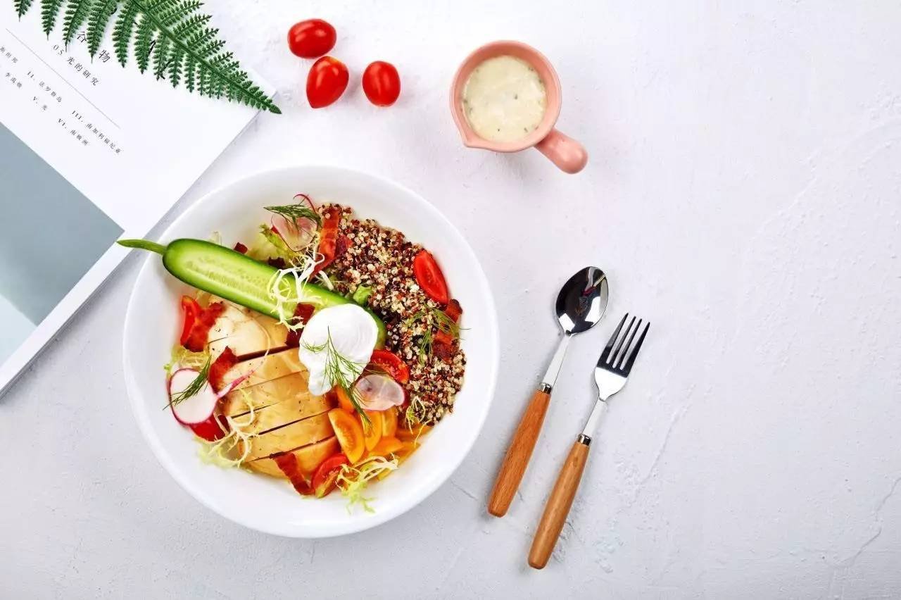 凯撒酱到底是什么酱？哪些西餐会用到凯撒酱？