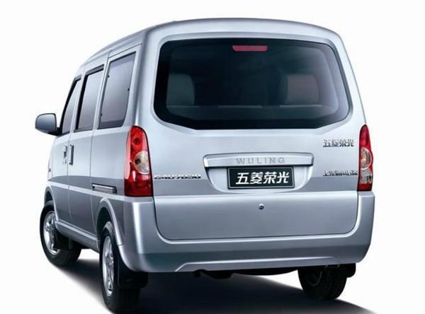 面包车人货混装 要罚款多少?