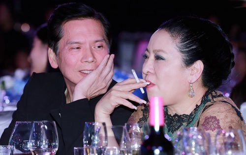 如何评价向太陈岚?