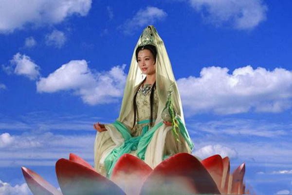 金蝉子当年犯了什么错，导致被贬下凡间，受十世苦修？