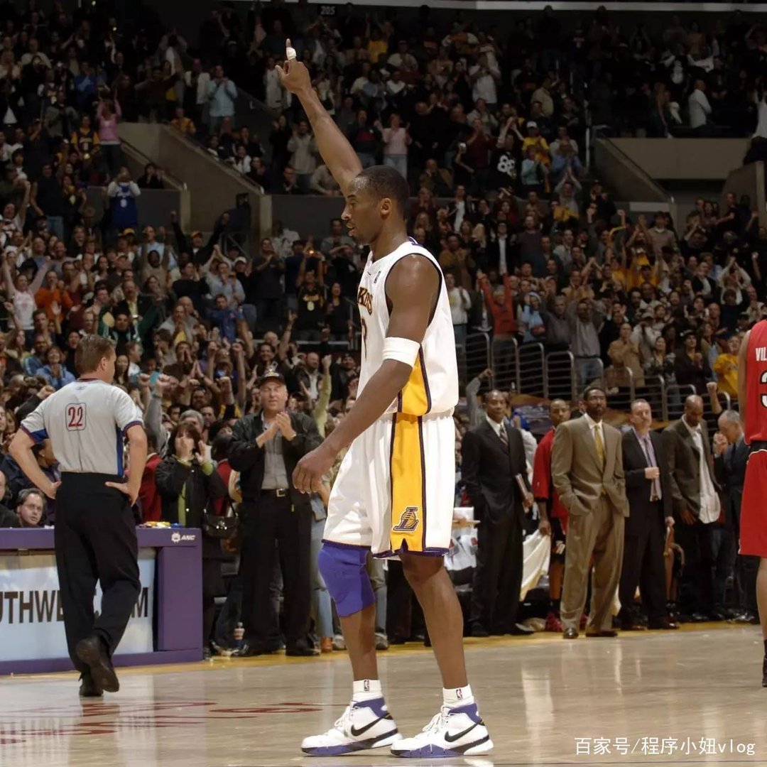 在NBA历史上，单场最高得分纪录是多少？