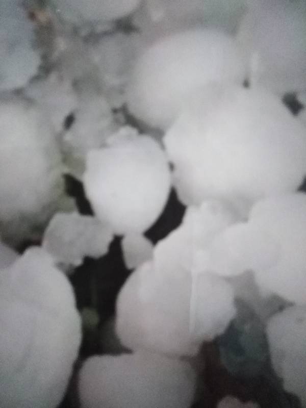 冰雹是怎样形成的？