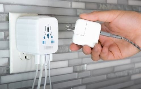 日本的电源插头要转换吗？