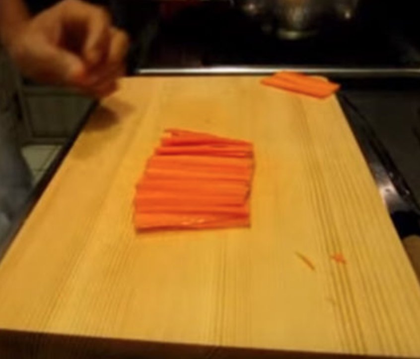 胡萝卜切成丝怎么切