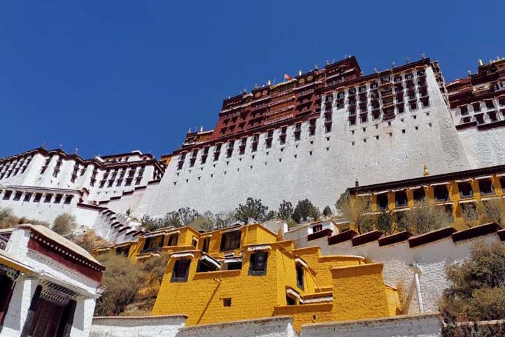 布达拉宫海拔是多少？