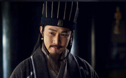 “蜀中无大将廖化作先锋”的下一句是啥？