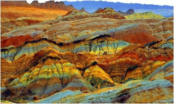 丹霞地貌形成原因