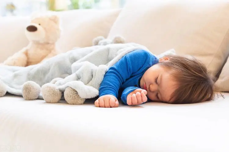 河南妇联回应女孩殴打婴儿:正核实！这件事的原委是怎样的？