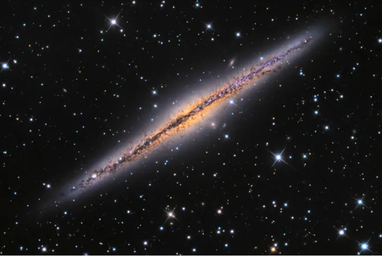 Quintumnia星球位于哪个星座？距离地球多远？