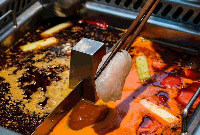 为什么感觉海底捞在逃离小县城？