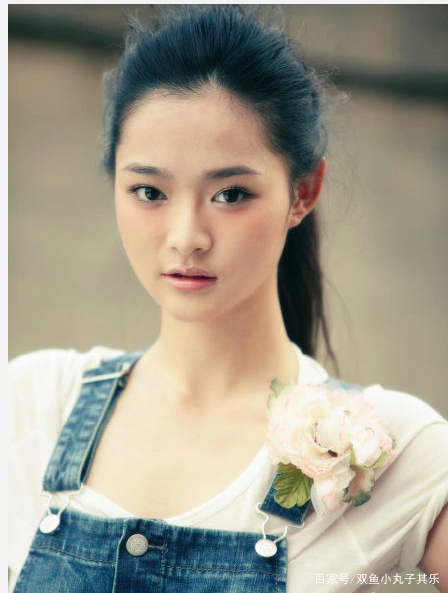 当年《雅虎搜星》第三名的赵丽颖如今大红大紫，前两名去哪了？