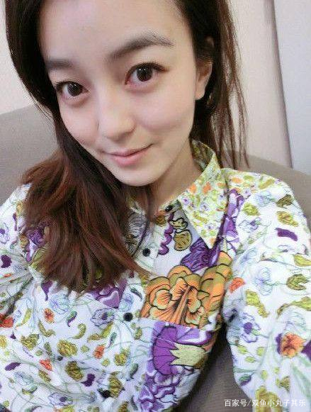 当年《雅虎搜星》第三名的赵丽颖如今大红大紫，前两名去哪了？