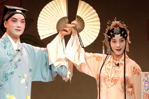 诸葛亮抖袖在哪出戏