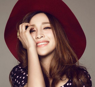 演员甘婷婷的三围