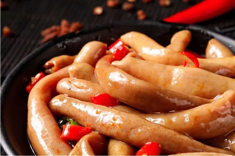 一女子连夜开车400里到烟台捞海肠！海肠怎么做才好吃？