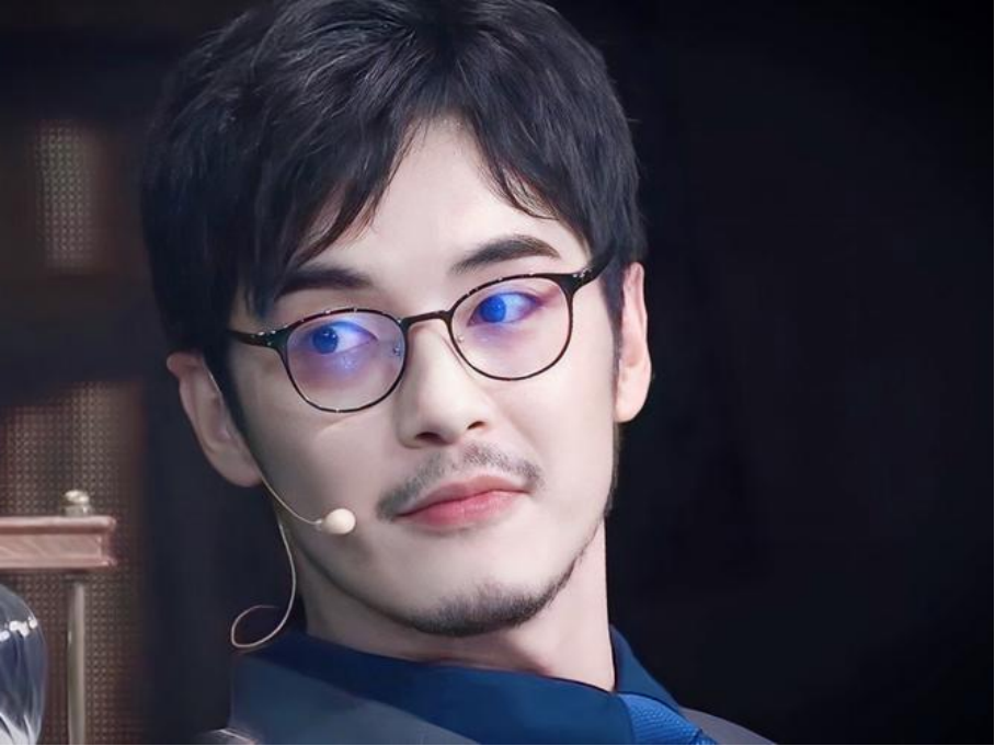 李沁有几个男朋友