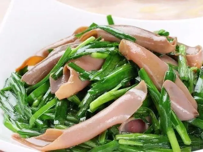 一女子连夜开车400里到烟台捞海肠！海肠怎么做才好吃？