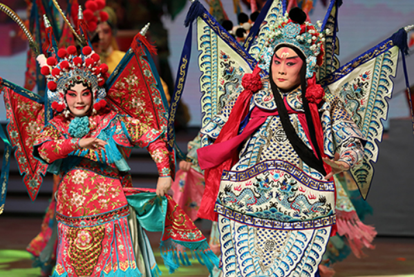 诸葛亮抖袖在哪出戏