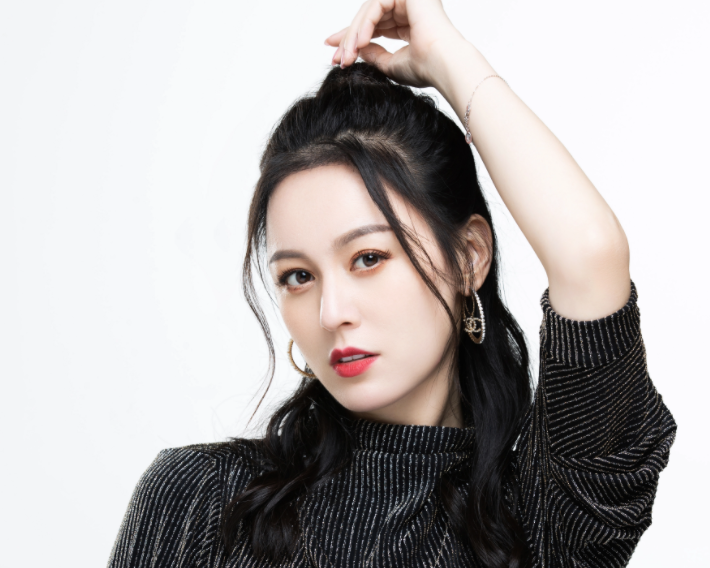 唐艺离了几次婚