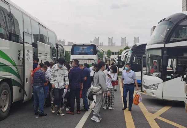 6天超200例阳性，官方派组赴皖北小城，当地防疫工作有哪些疏漏？