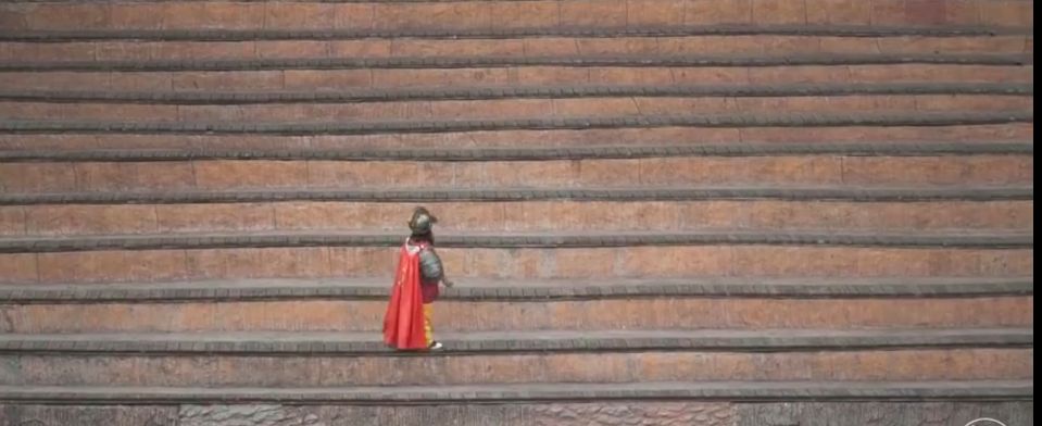 63个袖珍人在景区表演谋生，为什么会有袖珍人的存在？