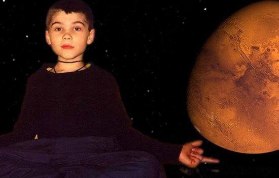 火星男孩承认说谎 预言失灵后现在怎么样了