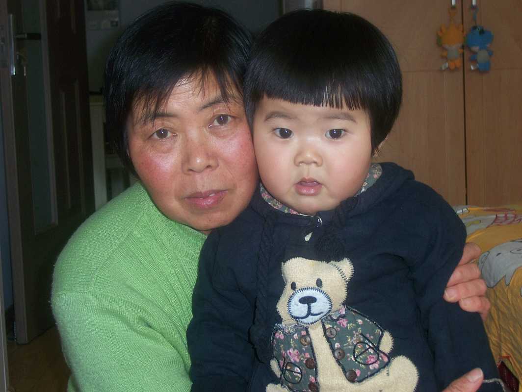 有个疼你的姥姥是什么感受？