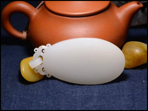 美人养玉塞在哪个部位