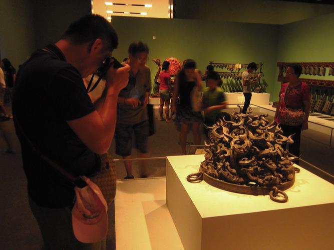 闲鱼被曝有人倒卖文物,警方介入调查后发现了什么?