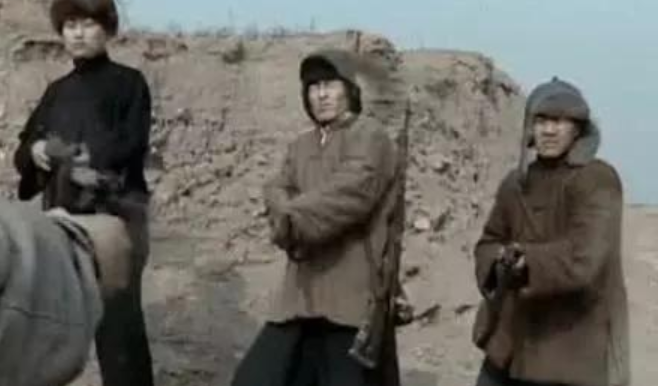 《亮剑》一人饰演27个角色是谁？