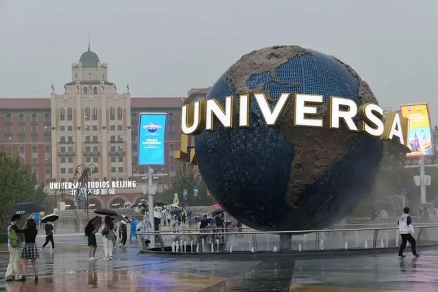 员工骤减，暂时闭园！环球影城“凉凉了”？背后真相是什么？