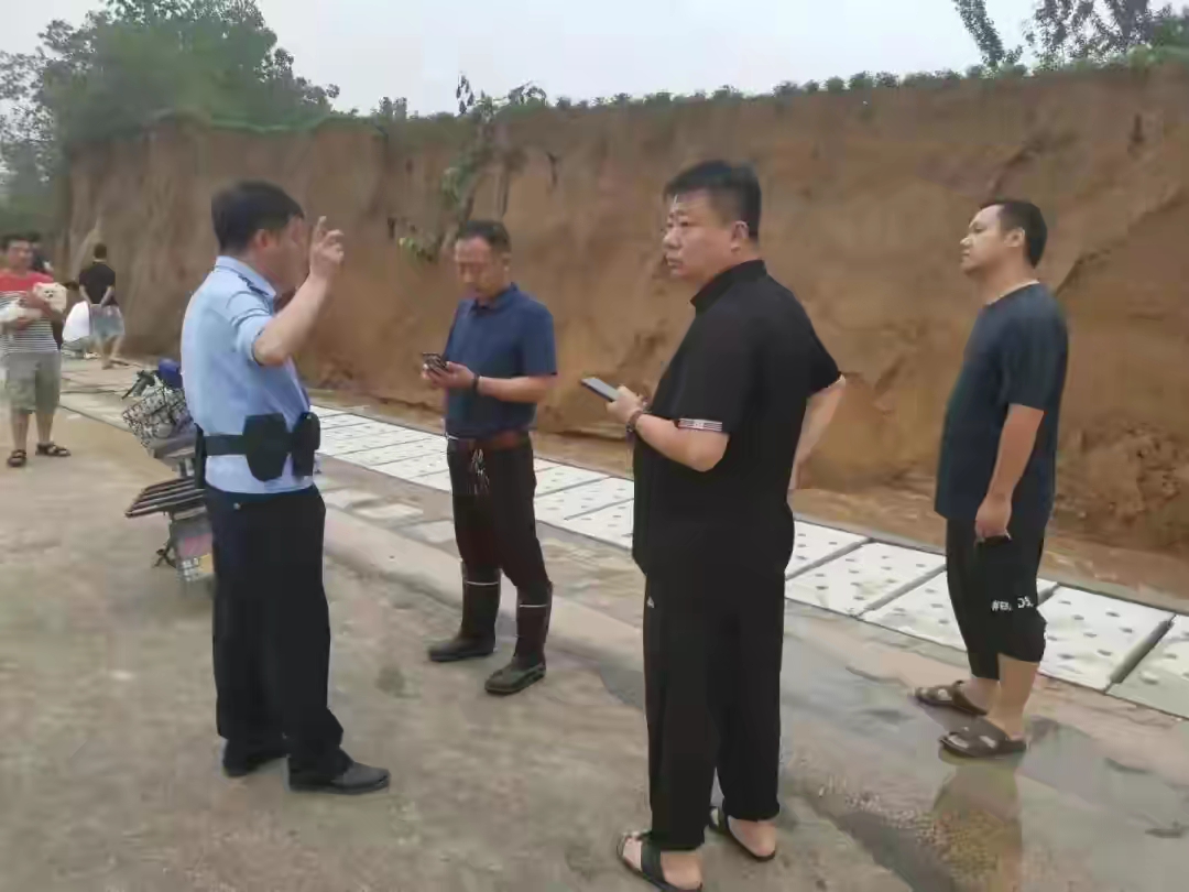 河南郑州暴雨后冲出一汉代古墓,这座古墓中有藏有哪些古文物?