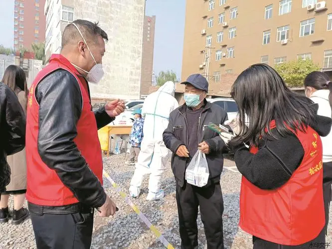 有人卖高价菜月入40万？呼和浩特警方通报，嫌疑人的现状如何？