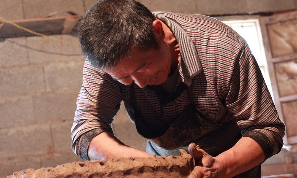 小伙重拾失传高楼米线绝活，如何让更多年轻人学习即将失传的手艺？