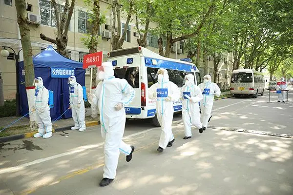 有人卖高价菜月入40万？呼和浩特警方通报，嫌疑人的现状如何？